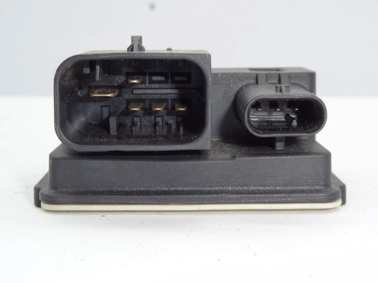 e9555045efcd7f9c29655c6184c7e4b1
