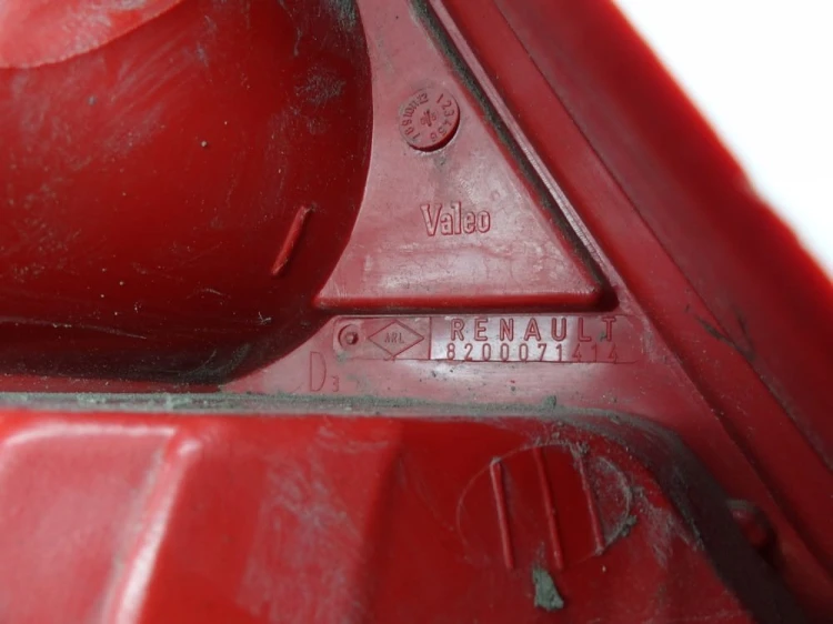 f1828aeab04645257ce59574d7353701