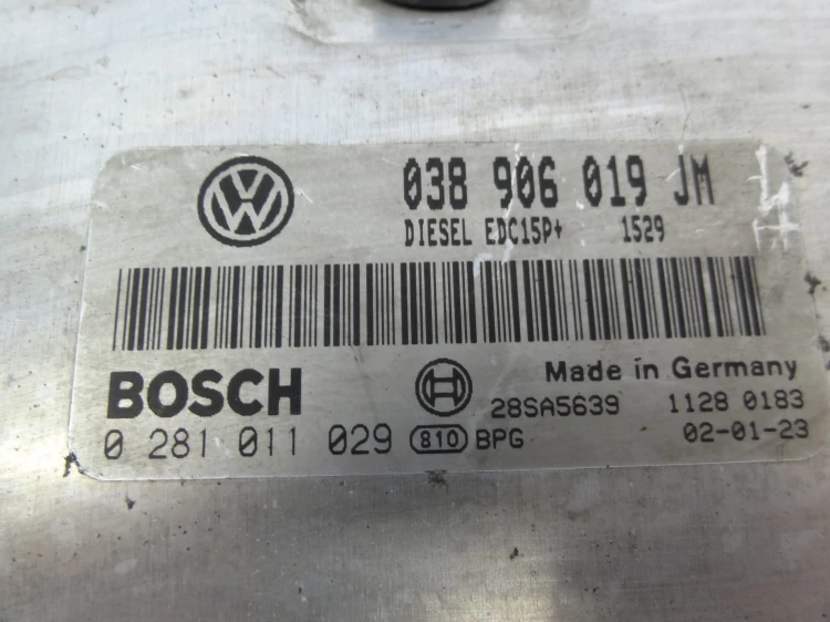 e9227fb5cb6b50f781b3552951f1e2bc