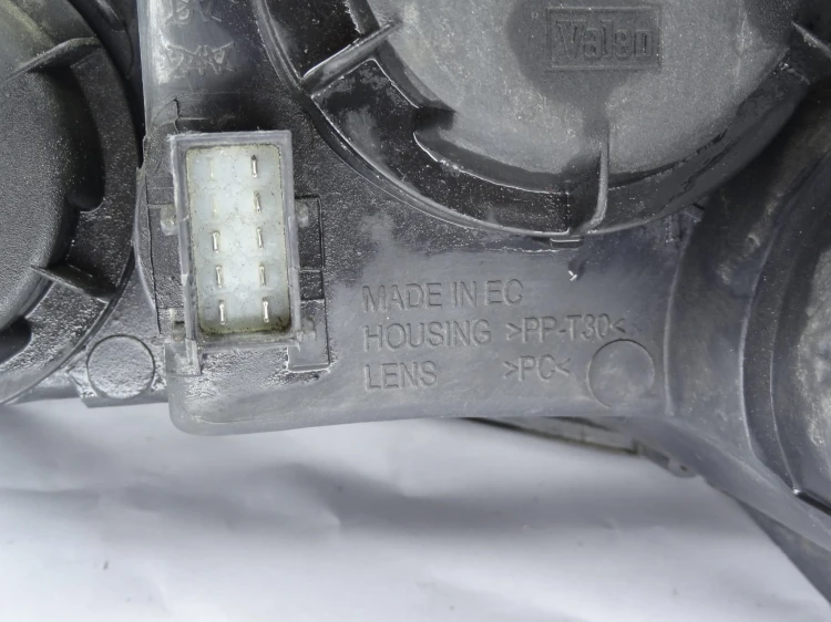 320