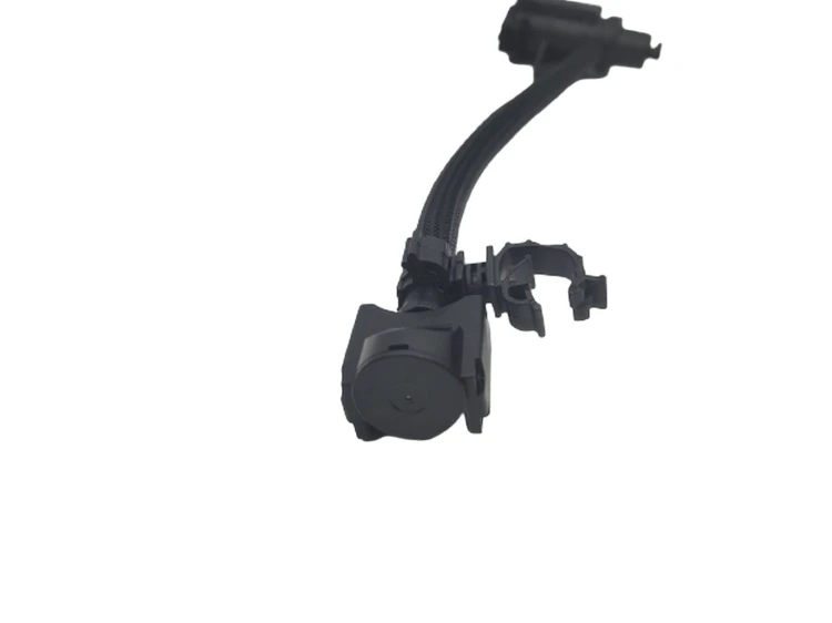 30763